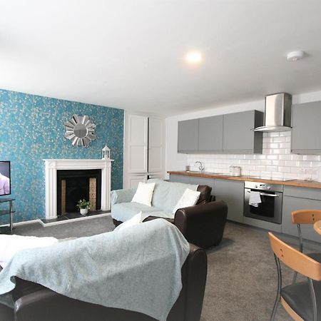 Albion Street Serviced Apartments كيلتنهام المظهر الخارجي الصورة
